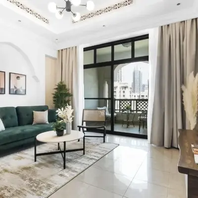 Silkhaus in Al Tajer in Souk al Bahar Direct Access