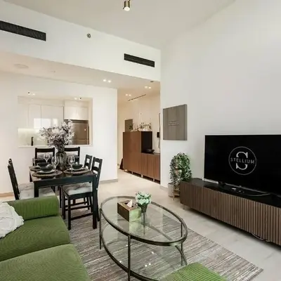 Elegant 2BR Apartment in Binghatti Heights