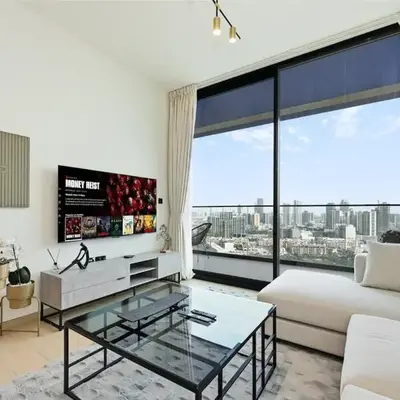 Golden Stays - Chic 1BR Oasis Serene & Private