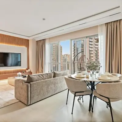 FIRST CLASS 1BR Elegance Near Burj Khalifa