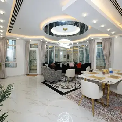 Luxury 3 Bed flat in Marina crown
