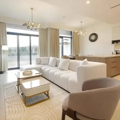 Silk Valley - Luxury Villa | Steps to Park & Pool