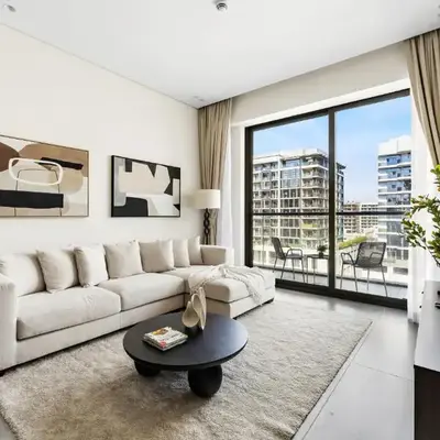 Stylish 1BR Retreat Near World Trade Center Metro