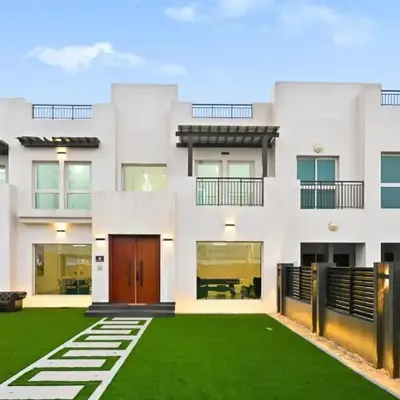 5 BR Villa Near Business Bay By Petals Holiday Homes