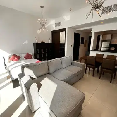 Elegant Studio