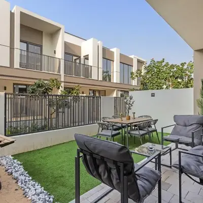 Silkhaus Spacious 3BDR & Maid Tilal Al Ghaf