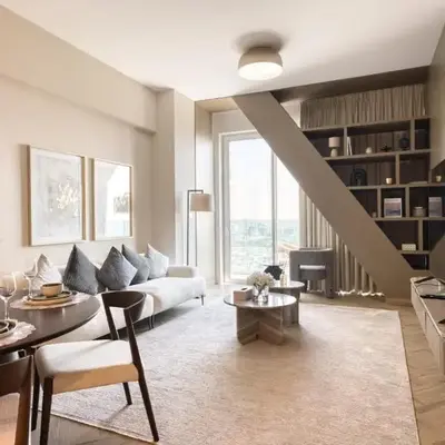 Upscale Modern 2-Bedroom with Elegant Interiors