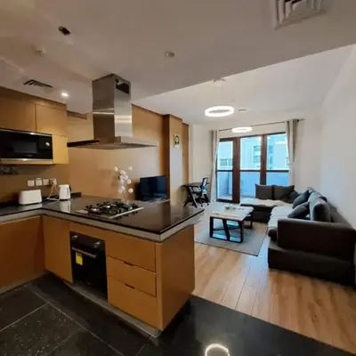 Modern One-Bedroom Apartment King and Queen Beds Two Bathrooms