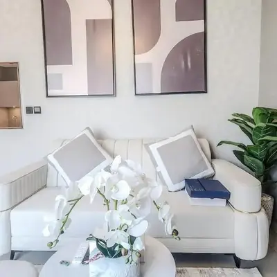 STAY BY LATINEM Luxury 1BR Holiday Home CVR A 1410 near Downtown
