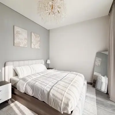 1BR - Peninsula One