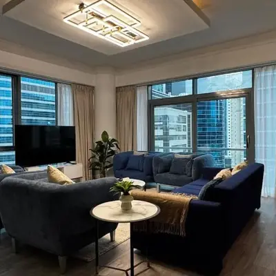 3BDR Duplex Apartment with Large Family Living Room