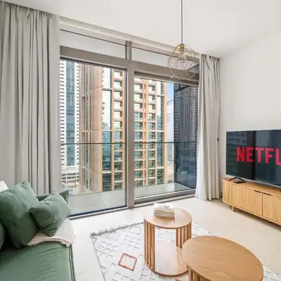 VayK - Lovely 1BR in Central Dubai Marina