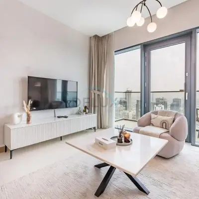 Prime Location with Direct Mall and Marina Walk Access