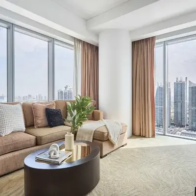 Frank Porter - Dubai Marina Mall Hotel