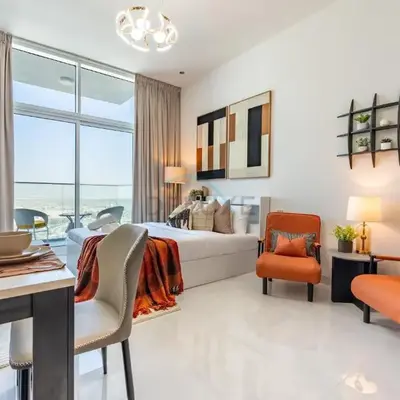Peaceful High-Rise Studio Overlooking Miracle Garden