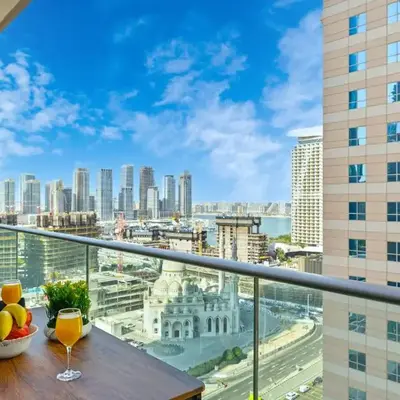 Luxury 1BR on Marina Walk