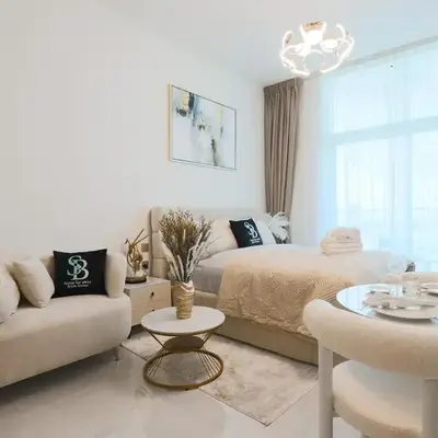 Stylish Studio Apartment Skyz by Danube