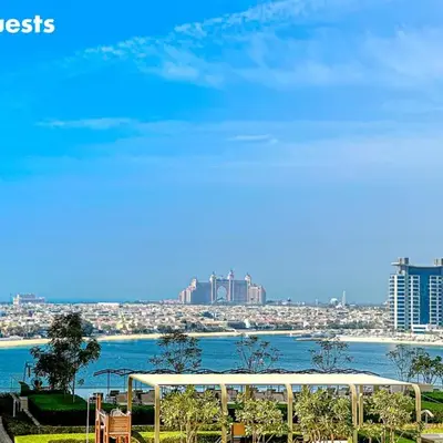 HiGuests - Beautiful Sea Facing 1BR at Emaar Beachfront