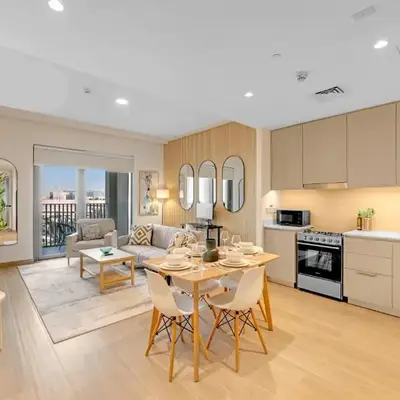 Stylish Chic 1BR with Lagoons Access - Creek Beach