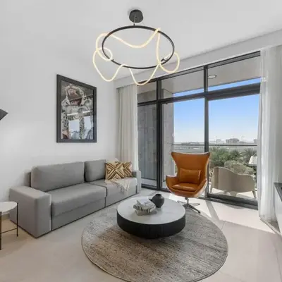 Modern Apartment w/ Balcony & Rooftop Amenities