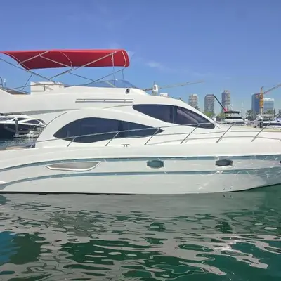 Luxury yacht Stay Dubai