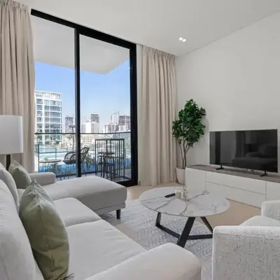 Modern 1BR Hideaway In Binghatti Phoenix-JVC