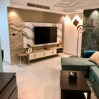 Beautiful newly renovated apartment in the heart of Dubai