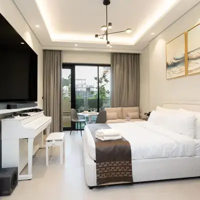 Escape24 Luxury Studio 100