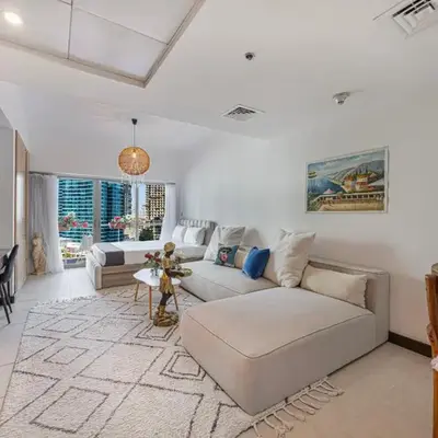 Daniels Studio with Lake View in JLT