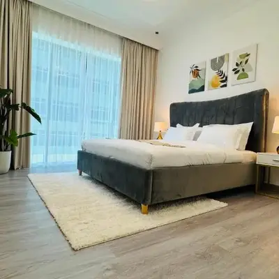 1 Bedroom with Balcony - Near Metro - Fast Wi-Fi