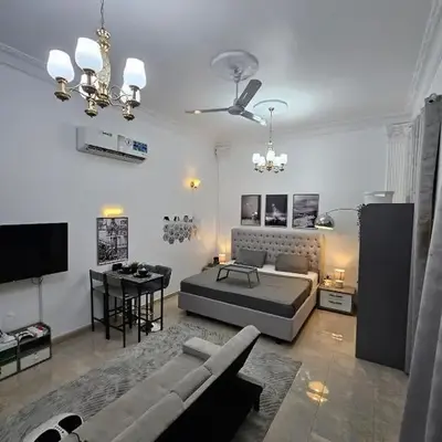 Elegant Grey Studio Room with Free Parking and Gaming