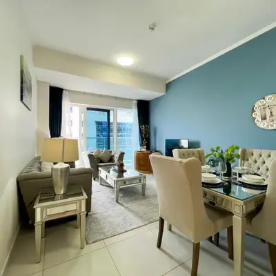 Luton Vacation Homes -sea view -Damac Heights