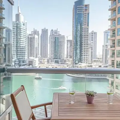 Nasma Luxury Stays - Pastel-Colored Apt With Jaw-Dropping Marina Views