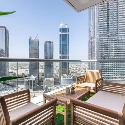 Scenic 2 Bedroom Apartment - Downtown Business Bay
