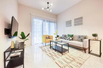Gallery image of Elite LUX Holiday Homes - Stylish 1 BR Pool & World Class Gym in Dubai South in Dubai Marina