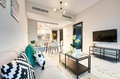 Gallery image of Elite LUX Holiday Homes - Stylish 1 BR Pool & World Class Gym in Dubai South in Dubai Marina