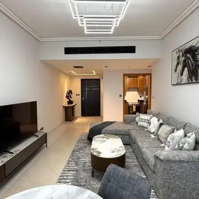 Trinity Holiday Homes - Sheikh Zayed Road Right Next to Financial Center Metro Station Exit 1