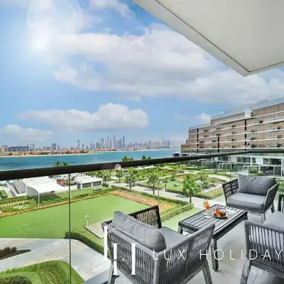 LUX - The Elegant Palm Beach Suite