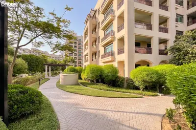 a walkway in front of a building at bnbmehomes - Túria Tower A in Dubai