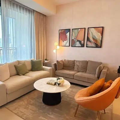 Lovely 1BD canal view apartment in Dubai Marina