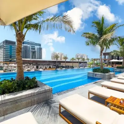 FAM Living - Palm Tower - Palm Jumeirah - Panoramic Studios