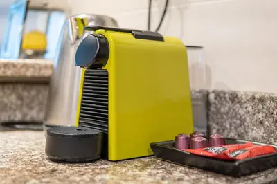 Gallery image of Veluxa - Renovated! La Maison des Artist in Dubai