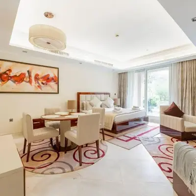 Fully-equppied studio with private beach and pool