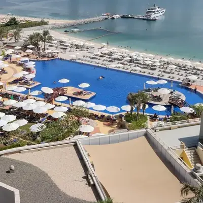 Livbnb Suites - 1BR with Sea View & Beach Access