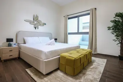 Gallery image of Elite LUX Holiday Homes - Spacious 1 BR Near Metro Station in Al Furjan, Dubai in Dubai