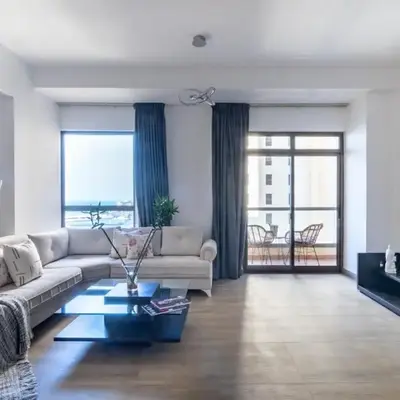 The Smart Concierge - Amwaj 4