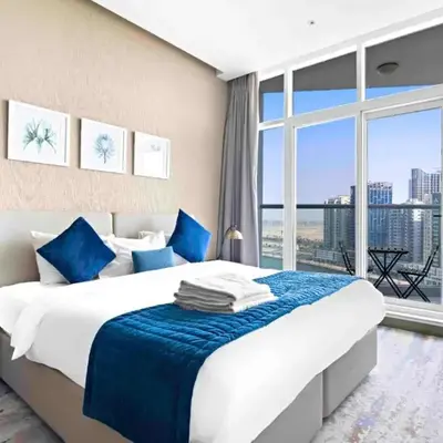 Vacay Lettings - Waterfront Studio with great Dubai Canal view