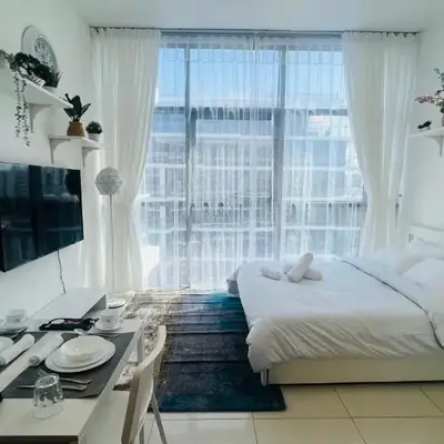 Newly Furnished bright and cozy studio apartment - Damac Hills