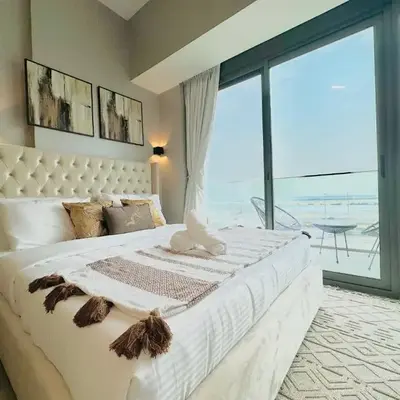 Venduras - Skyline View Farhad Azizi Residence Al Jaddaf