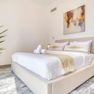 Spacious 1 Bed Apt - Stella Maris at Dubai Marina By PK Holidays